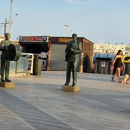 Relax By The Sea Appartement *